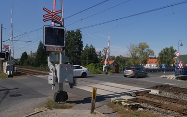 Pěšky z Brunšova do školy